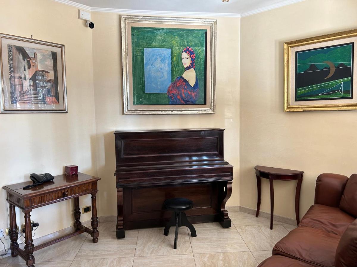 Villa Visconti - Anagnina By Ghor Rome Extérieur photo